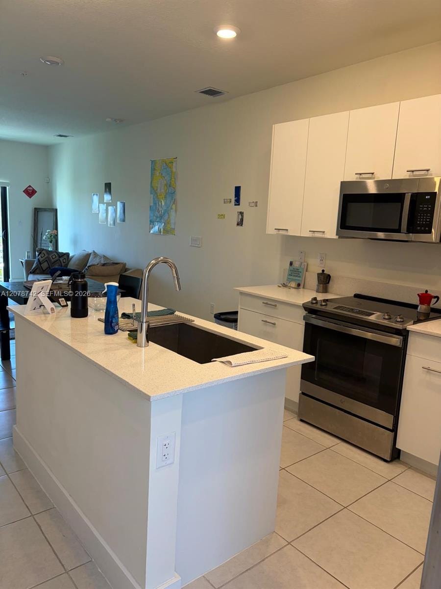8001 NW 41st Street F-310, Doral, FL 33166