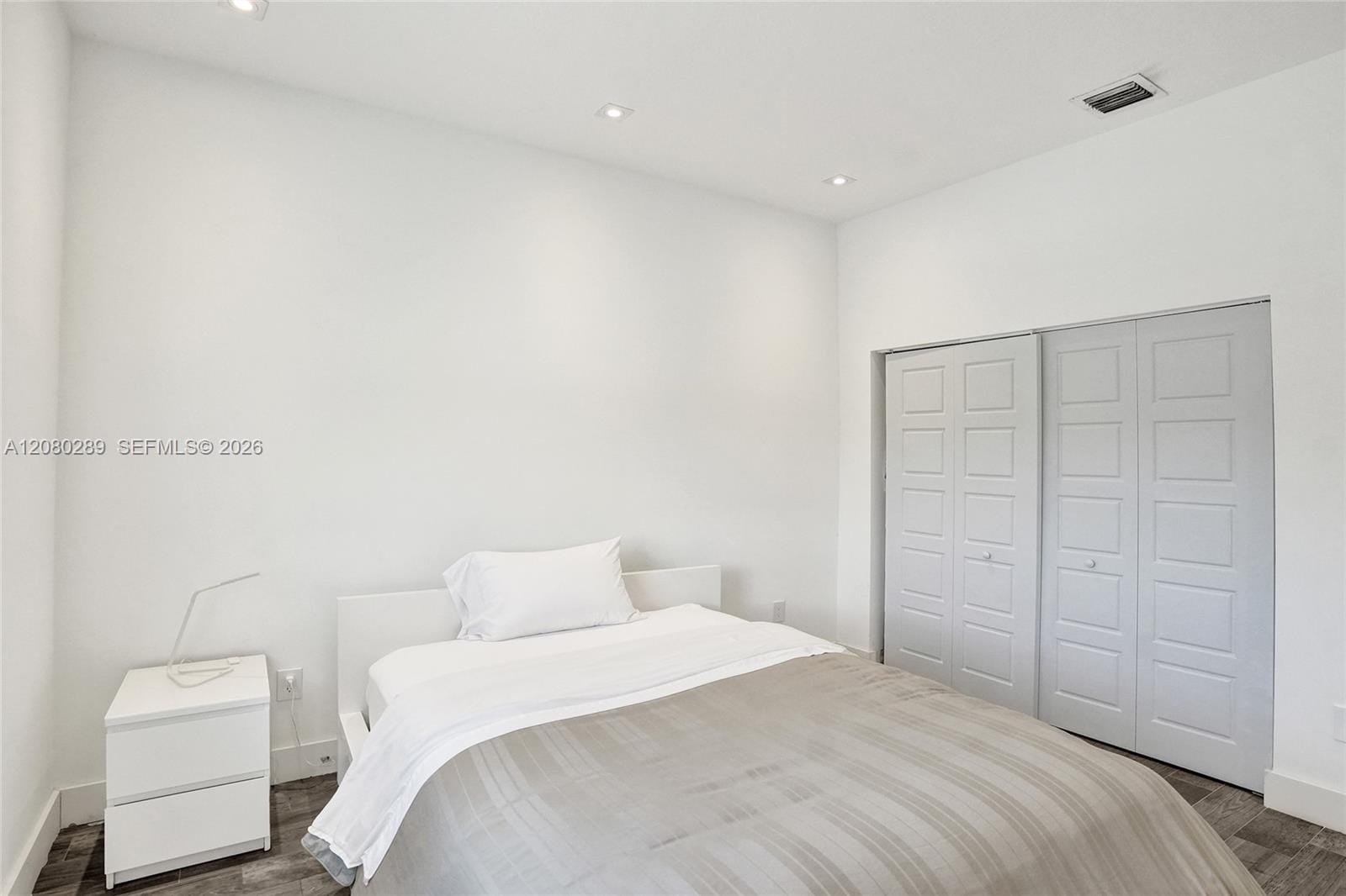 606 NE 191st Terrace, Miami, FL 33179 photo 13