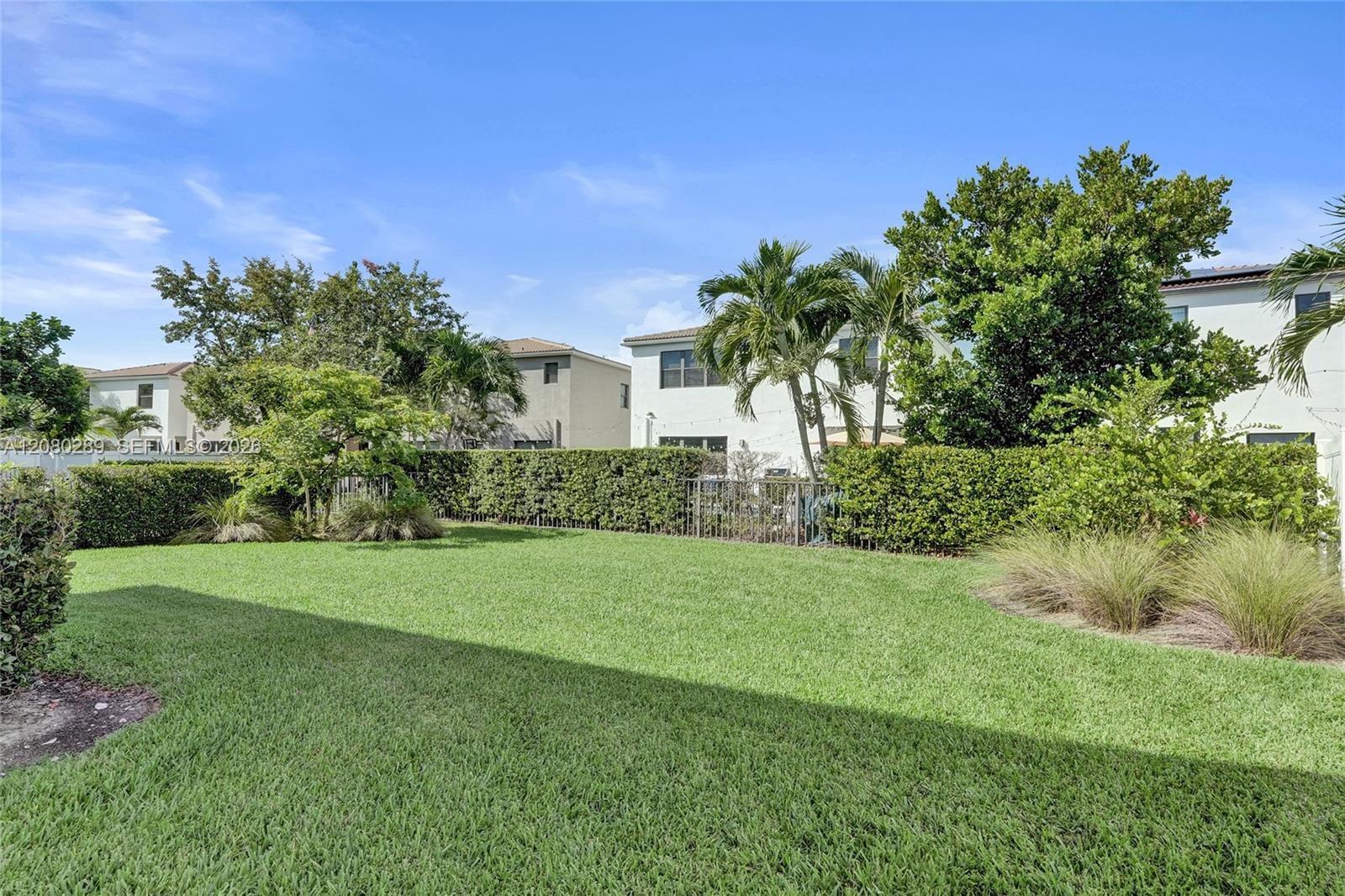 606 NE 191st Terrace, Miami, FL 33179 photo 21