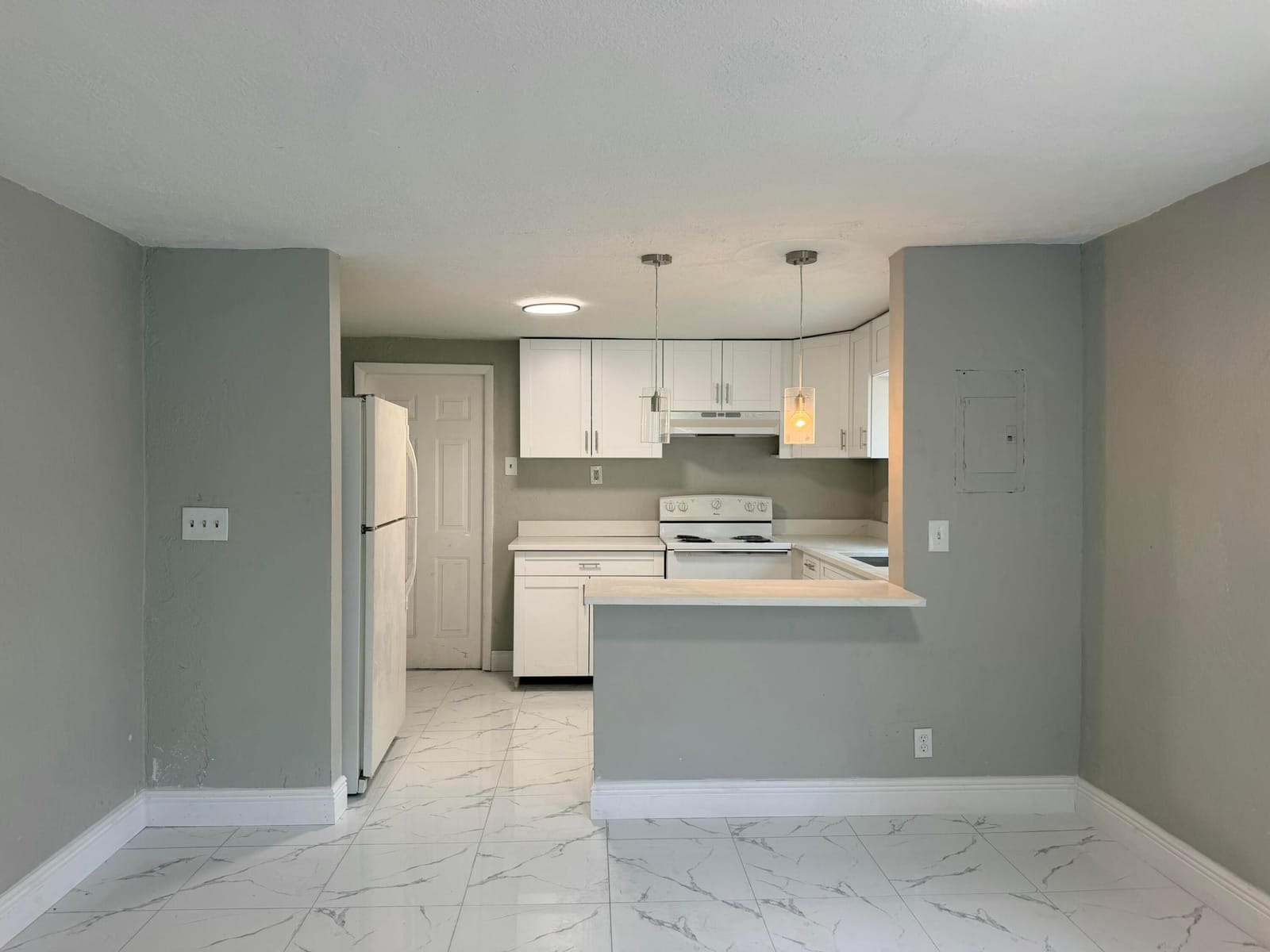 605 NW 9TH Avenue, Pompano Beach, FL 33060