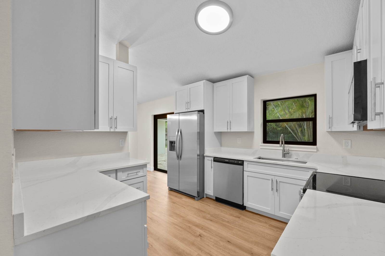 2749 Park Drive — photo 3