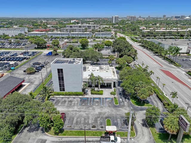 2701 OKEECHOBEE Boulevard, West Palm Beach, FL