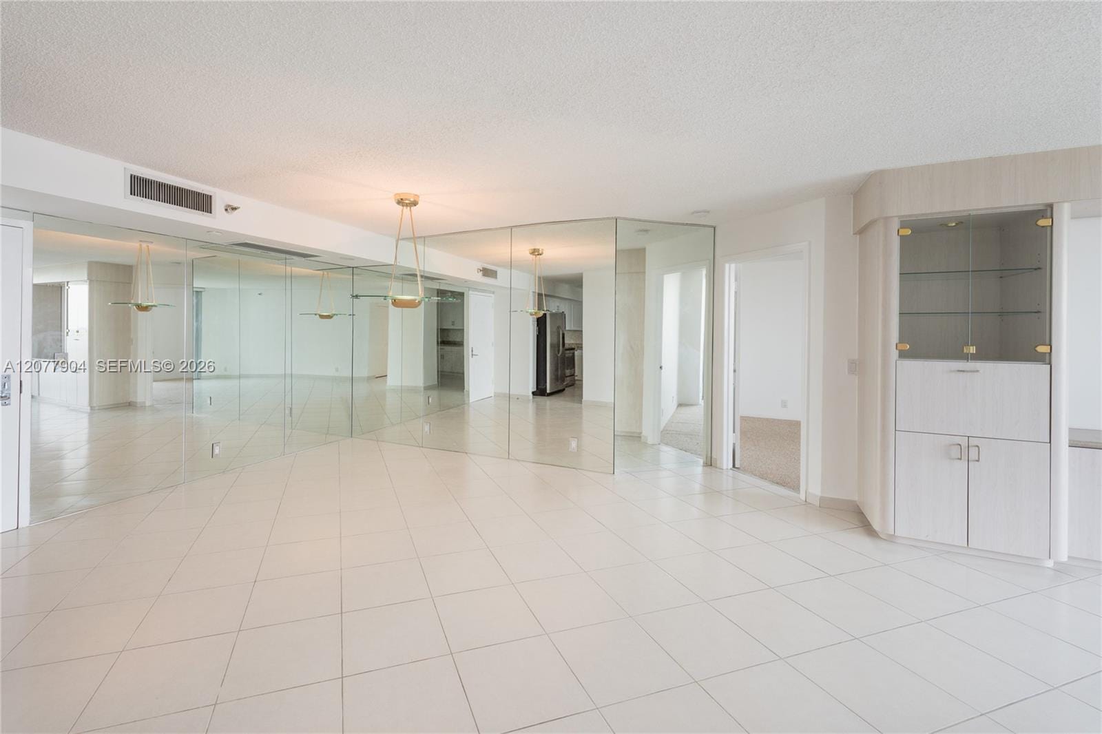 3500 Mystic Pointe Drive 2202 — photo 12