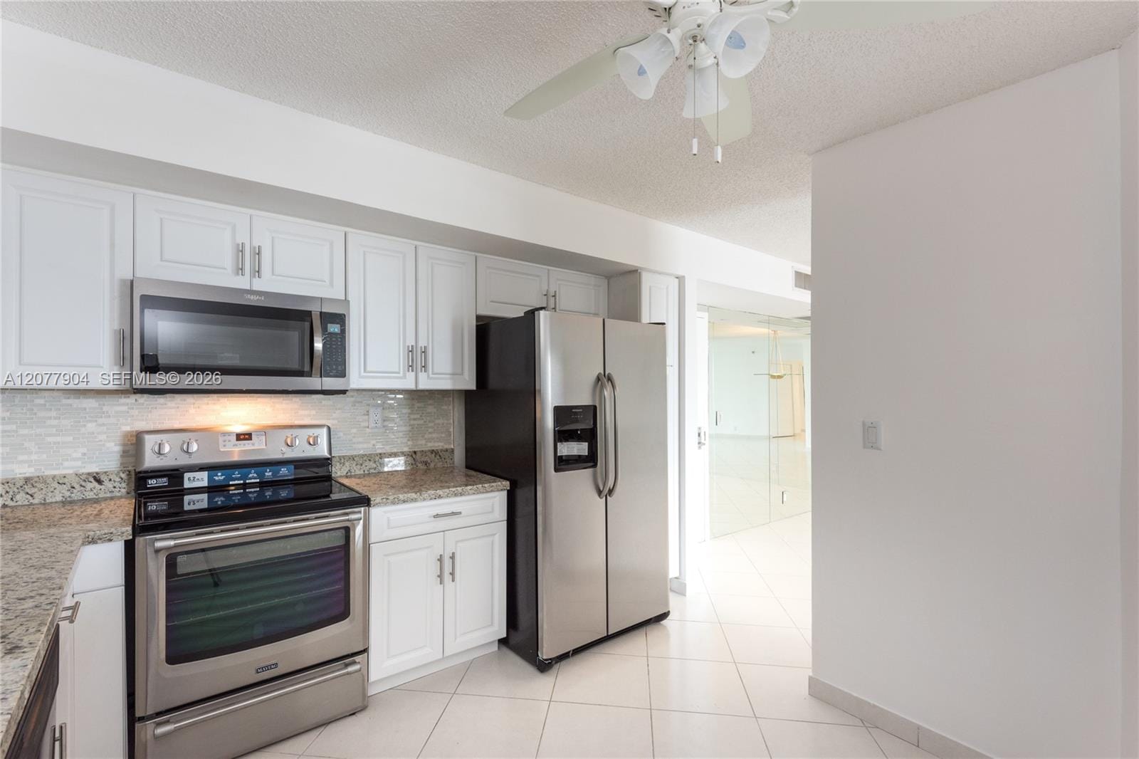 3500 Mystic Pointe Drive 2202 — photo 4