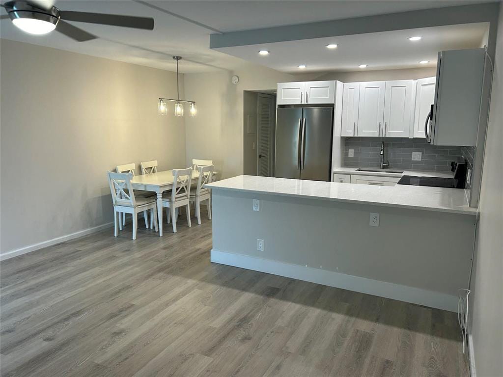 423 MARKHAM T 423 — photo 3
