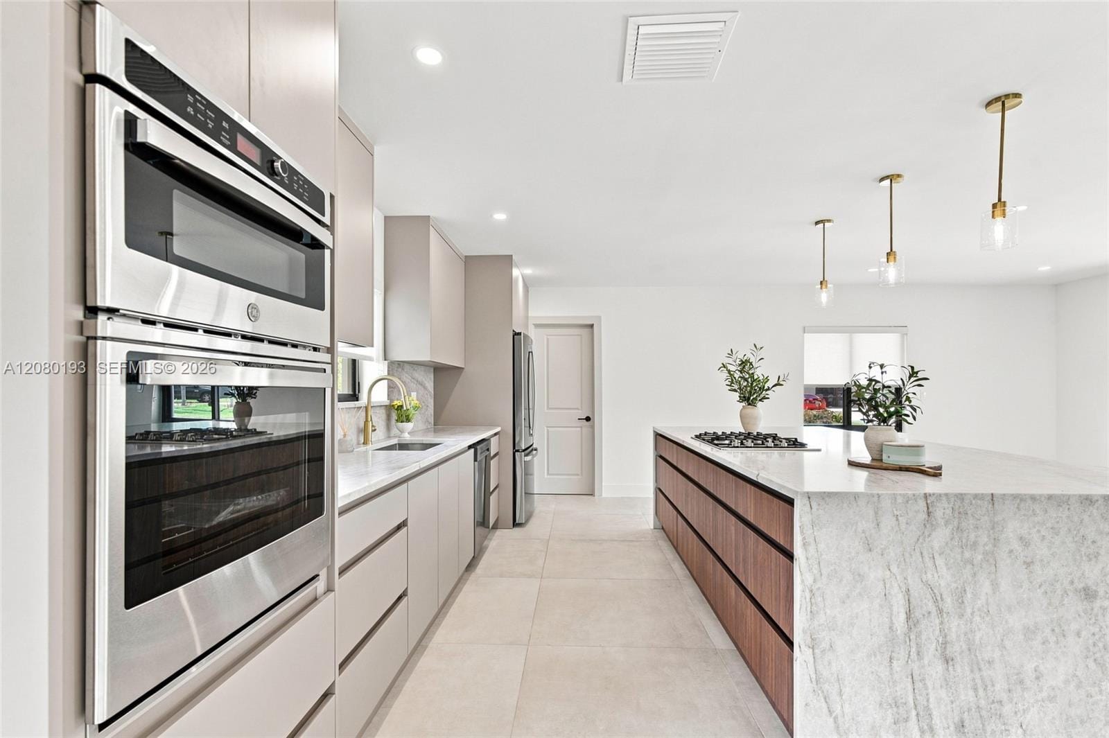 9771 Bel Aire Drive — photo 12
