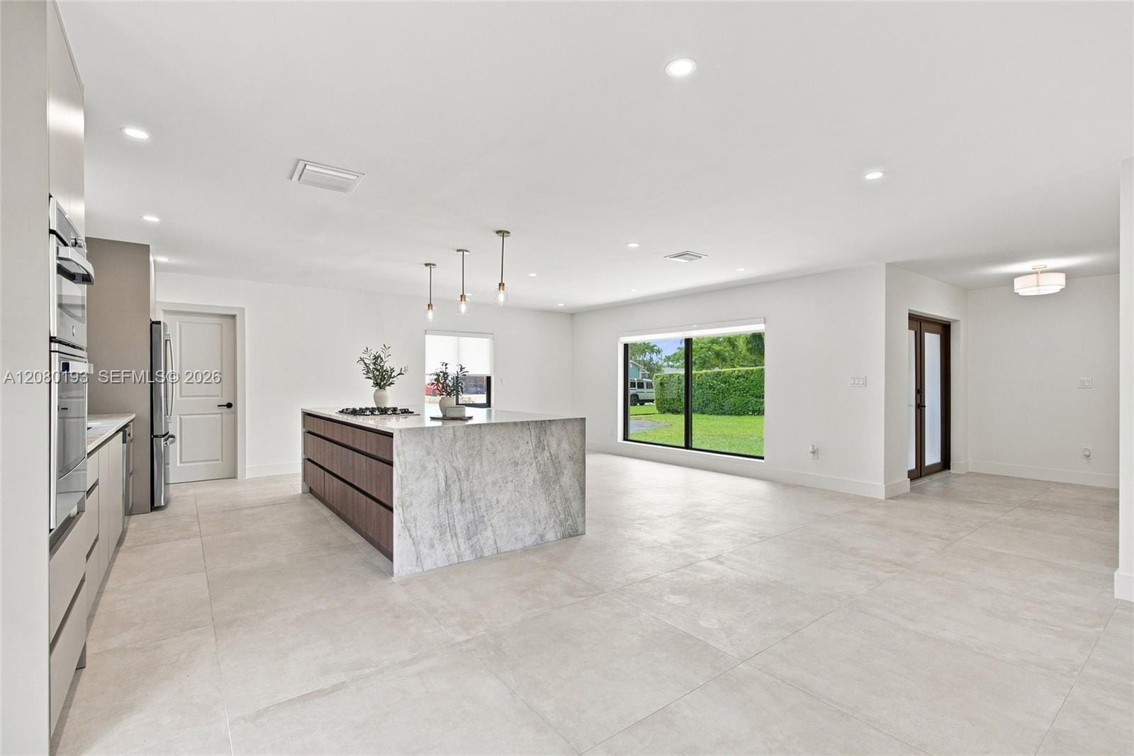 9771 Bel Aire Drive — photo 10