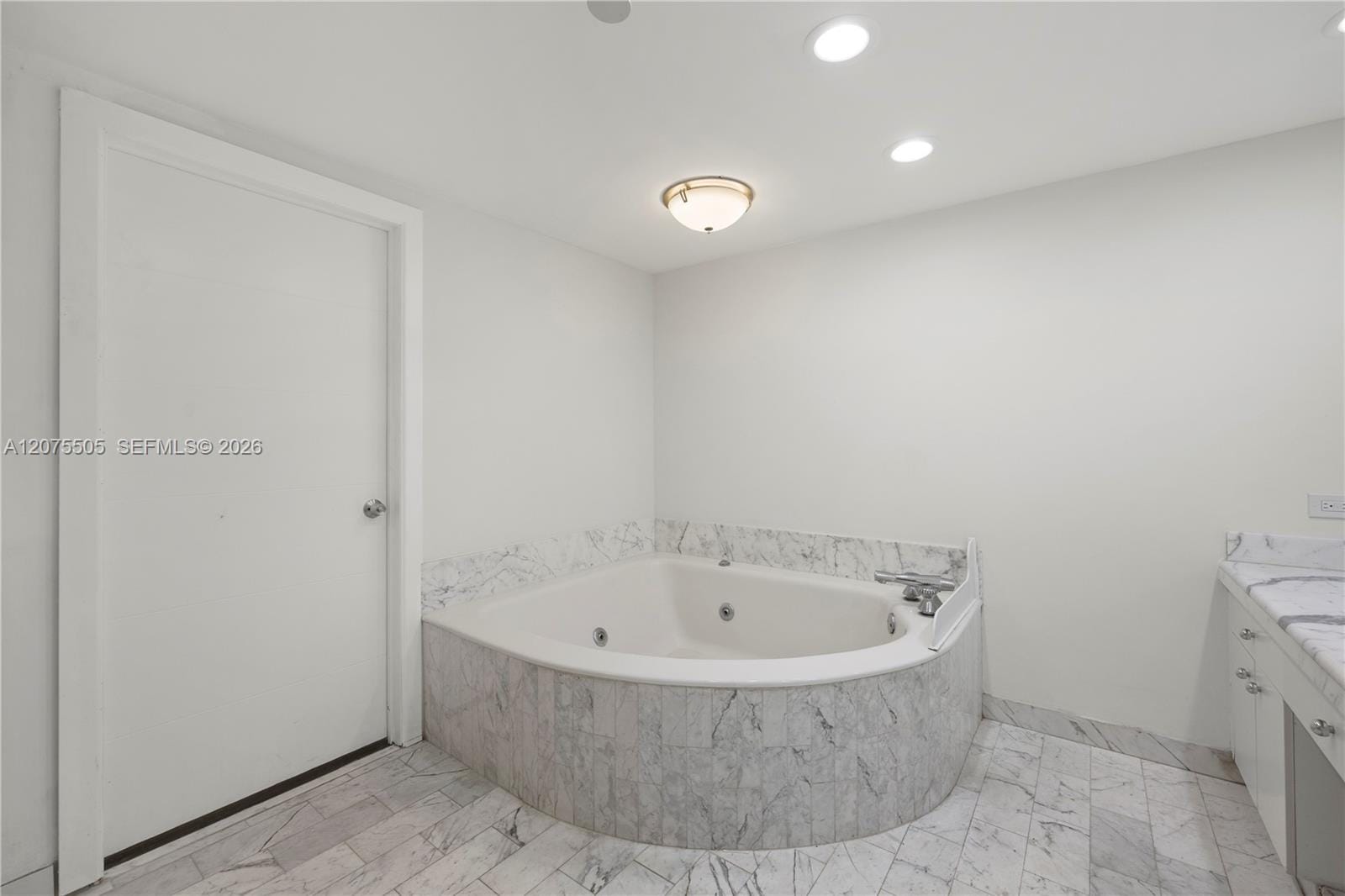 19667 Turnberry Way 3F, Aventura, FL 33180 photo 27