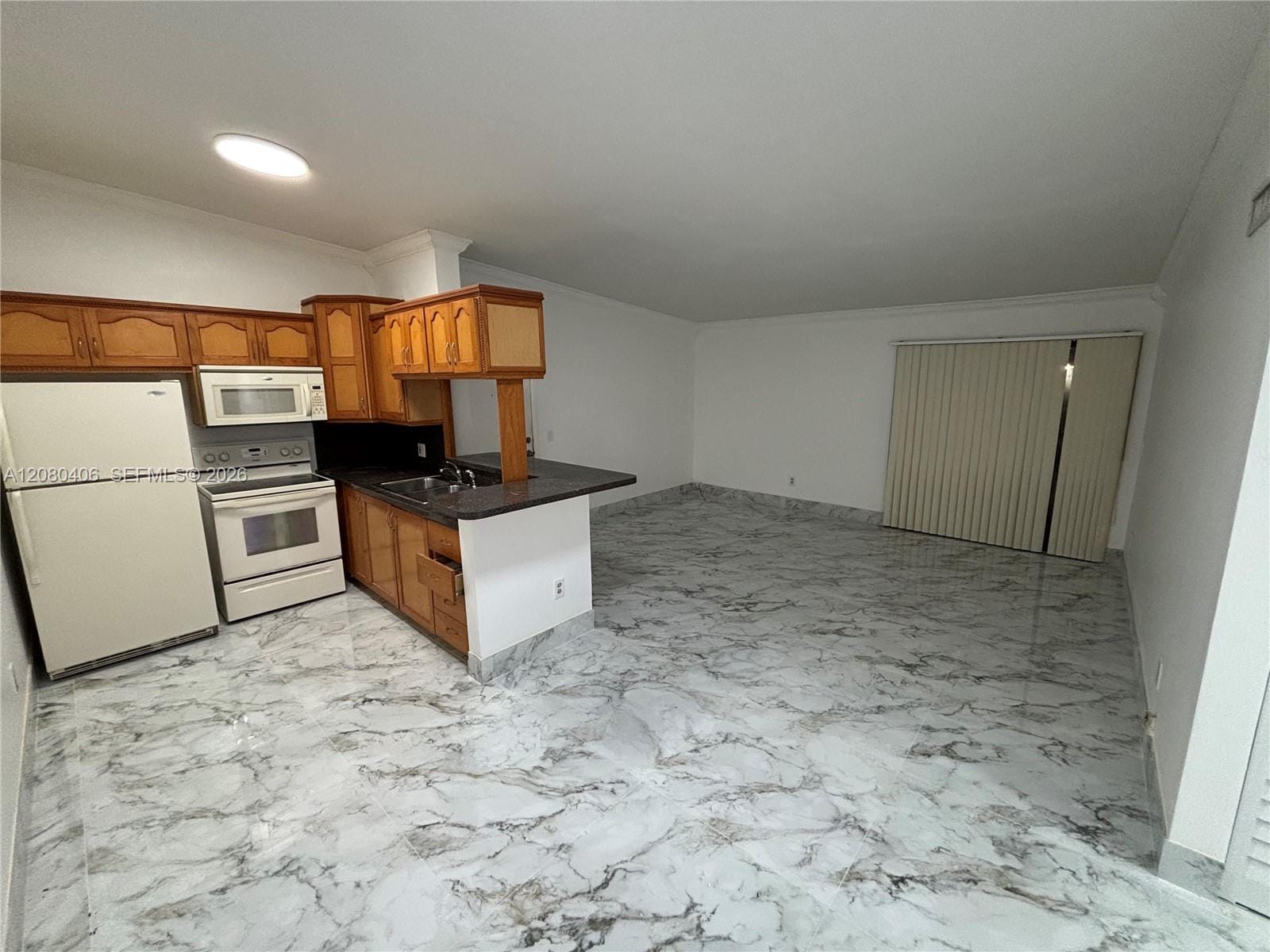 9733 Hammocks Boulevard 201C, Miami, FL 33196