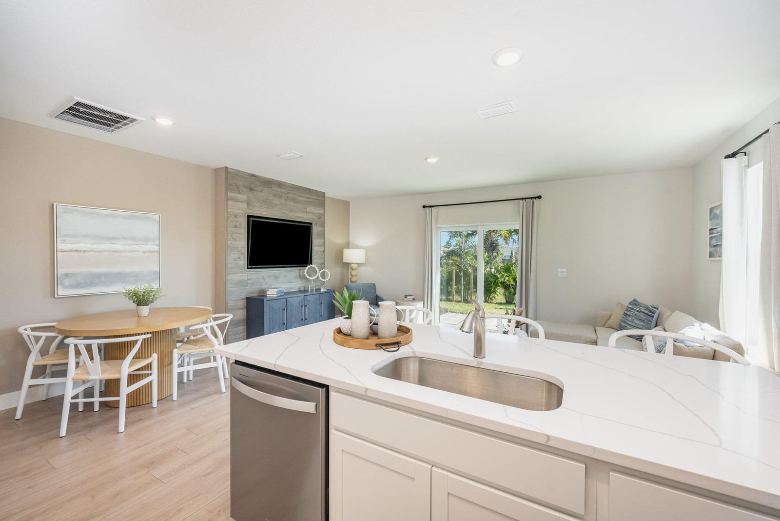 8187 COBBLESTONE Drive — photo 2