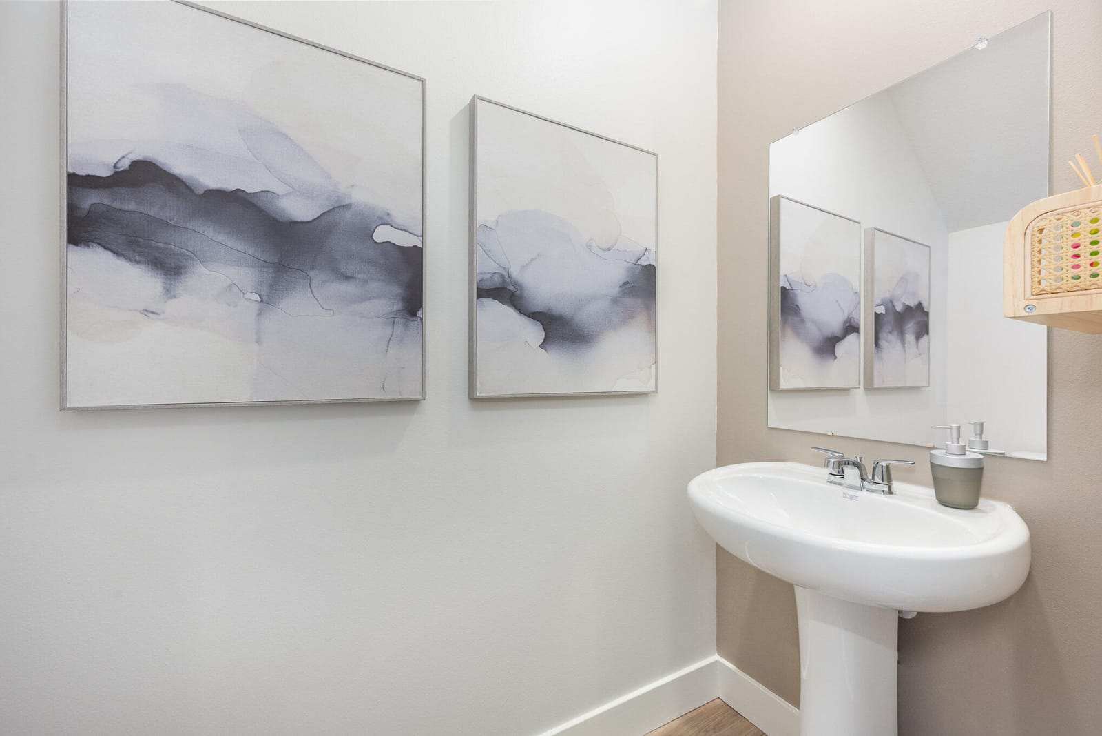 8187 COBBLESTONE Drive — photo 4