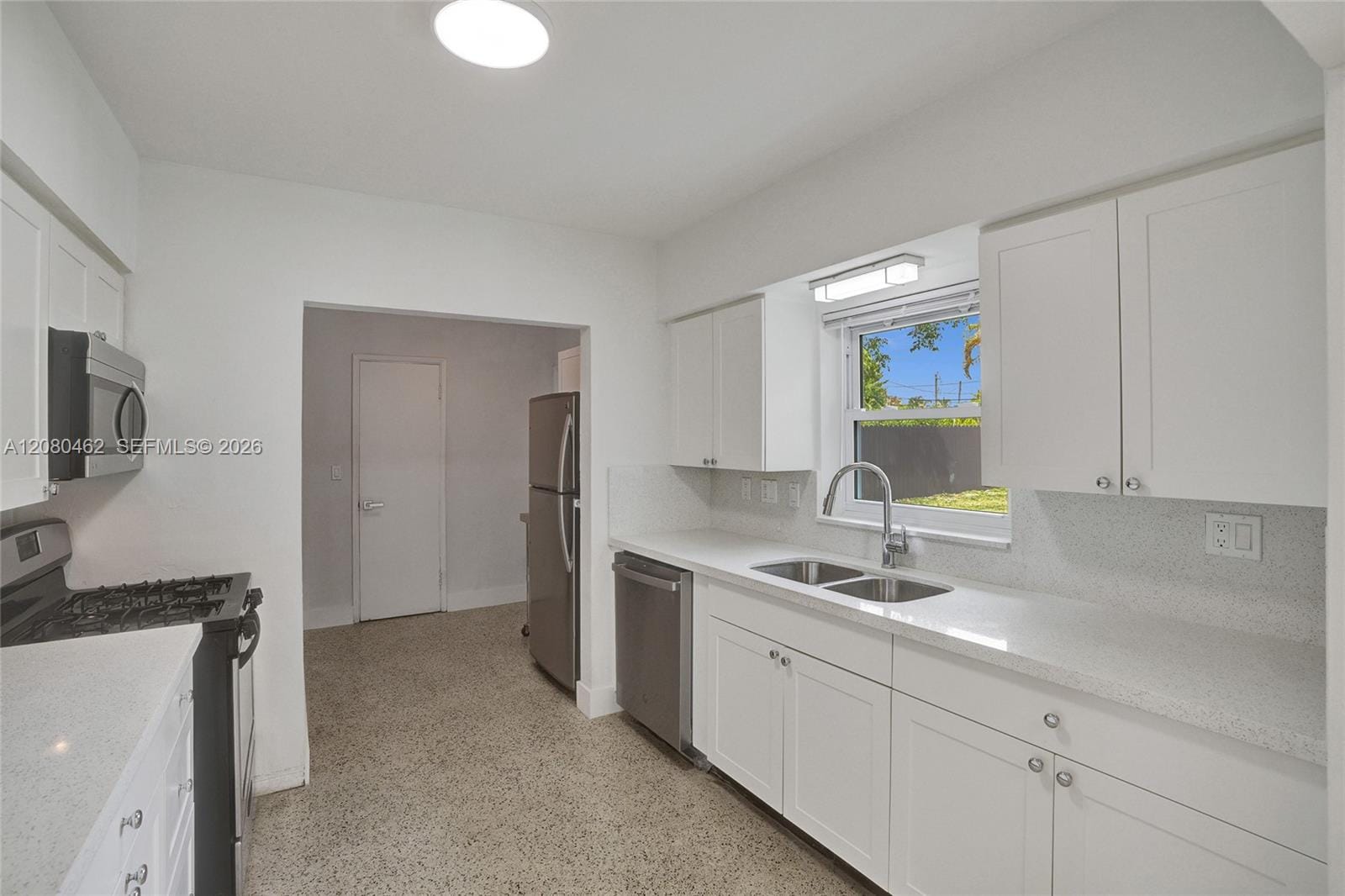 2125 Alamanda Drive, North Miami, FL 33181 photo 18