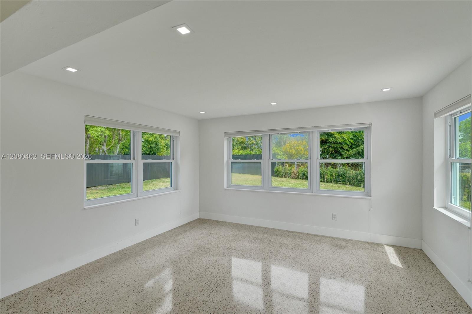 2125 Alamanda Drive, North Miami, FL 33181 photo 23