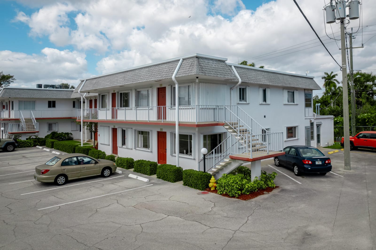 2840 Lake Osborne Drive 111, Lake Worth, FL 33461
