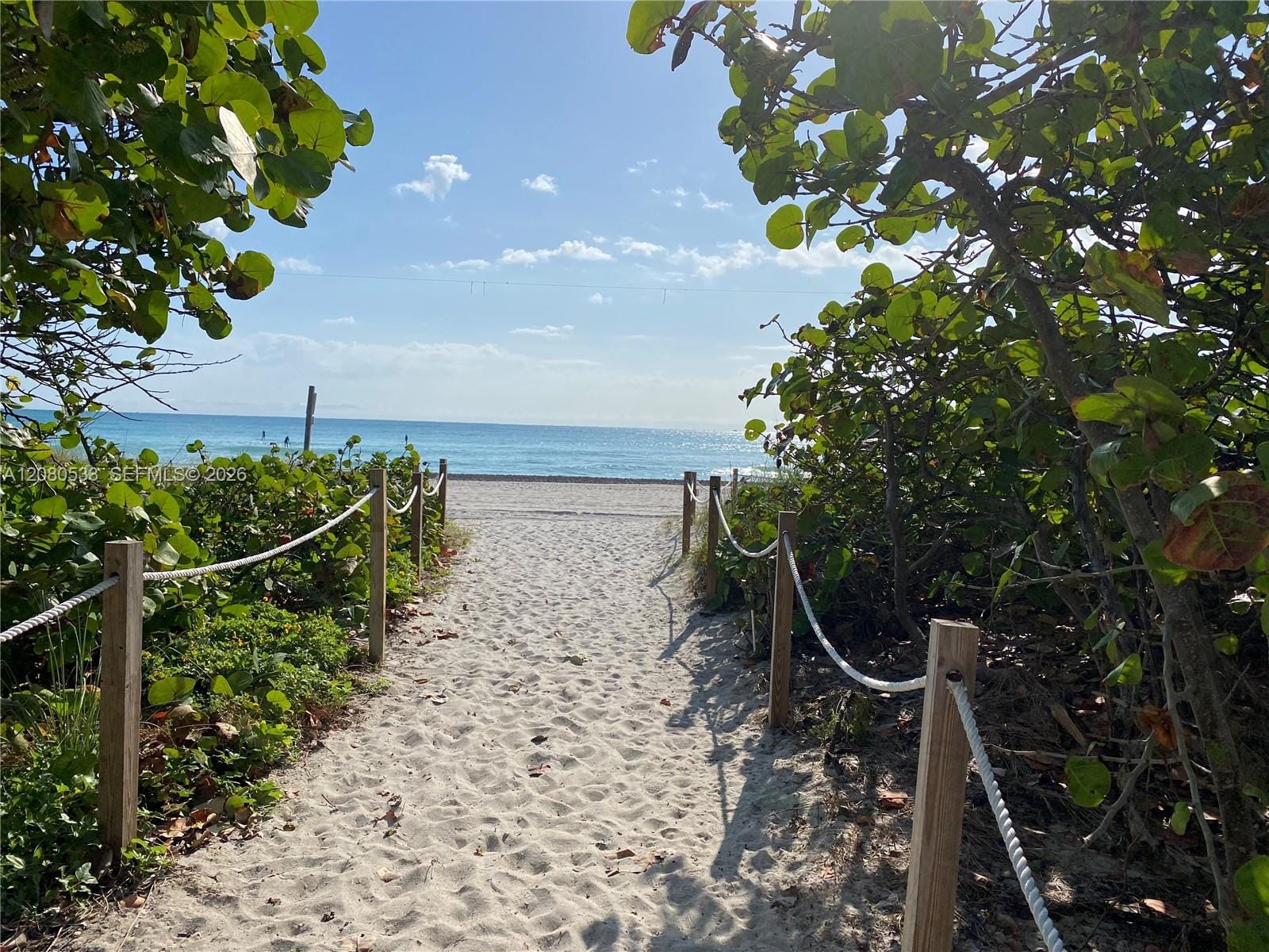6000 Collins Avenue 112, Miami Beach, FL 33140