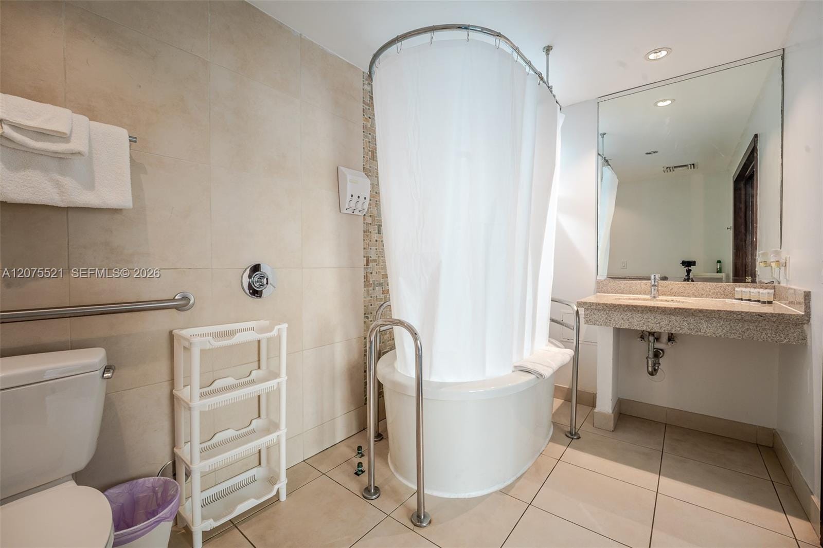 1060 Ocean Drive D204, Miami Beach, FL 33139 photo 19