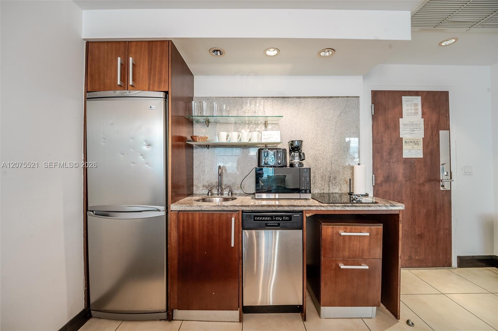1060 Ocean Drive D204, Miami Beach, FL 33139 photo 24