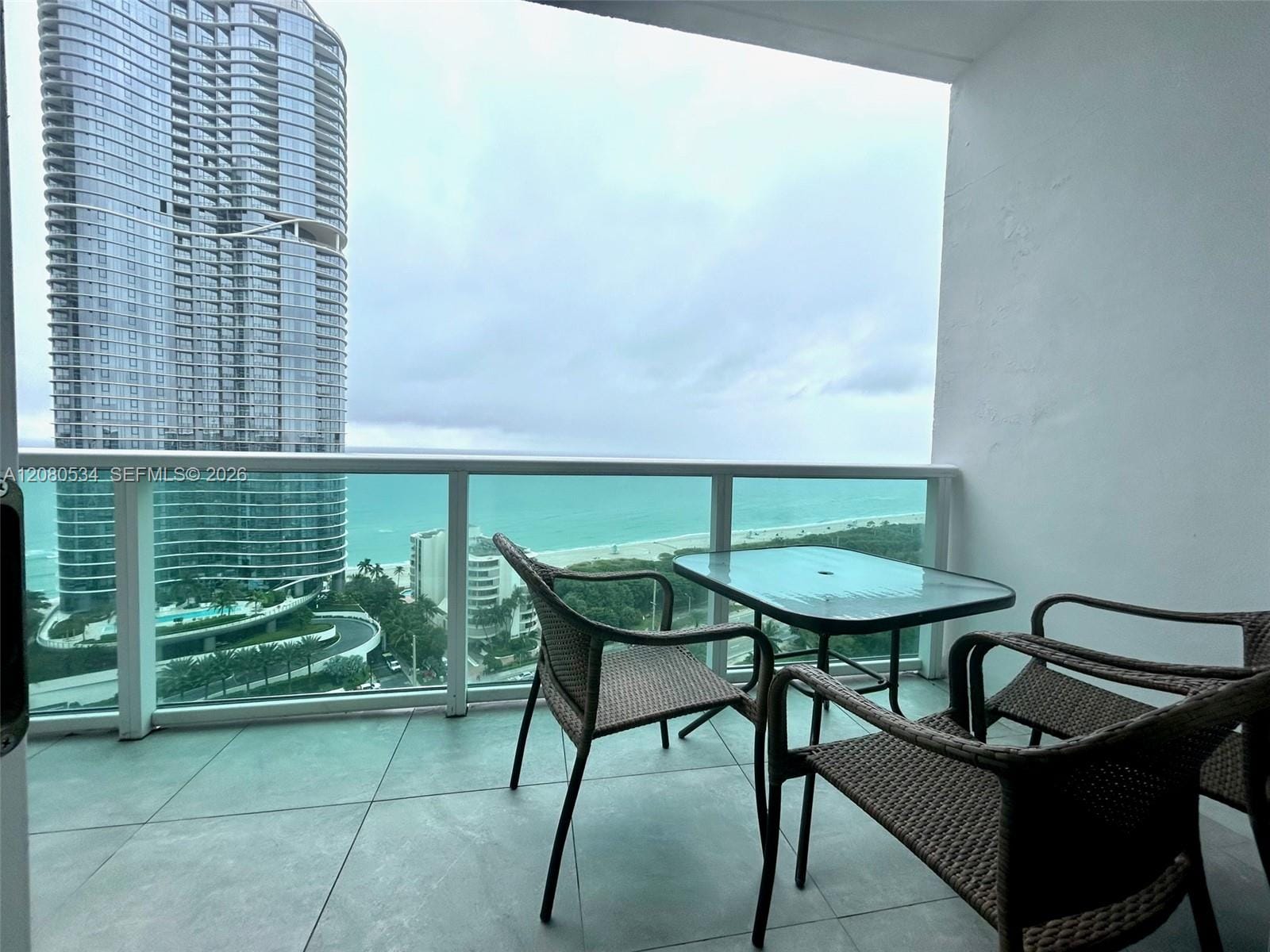 100 Bayview Drive PH08 — photo 2