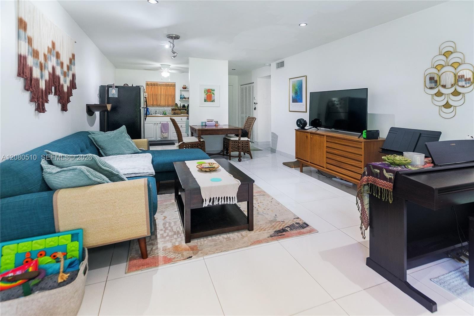 365 NE 125th Street 216, North Miami, FL 33161 photo 2