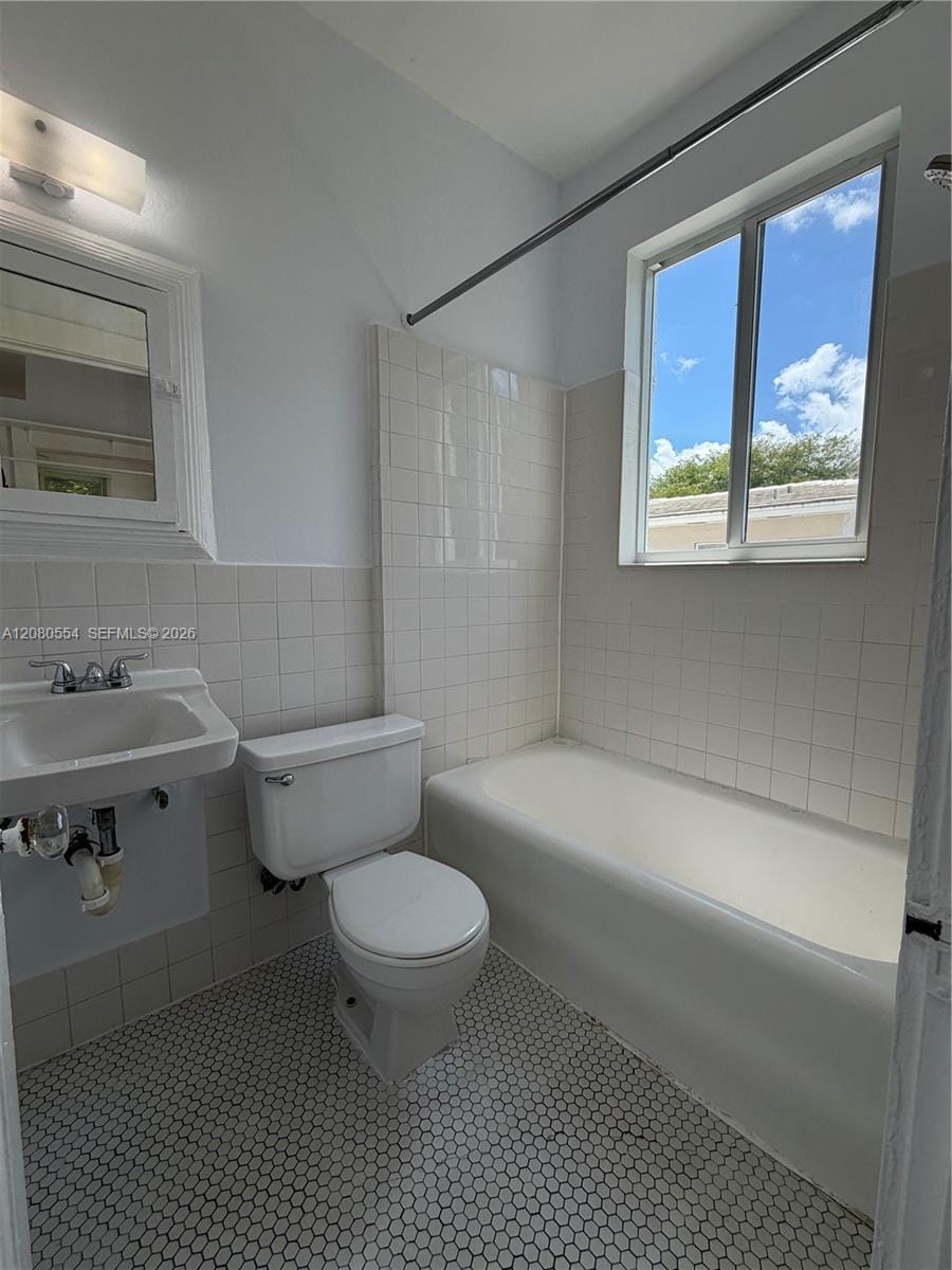 1610 Salzedo Street 12 — photo 12