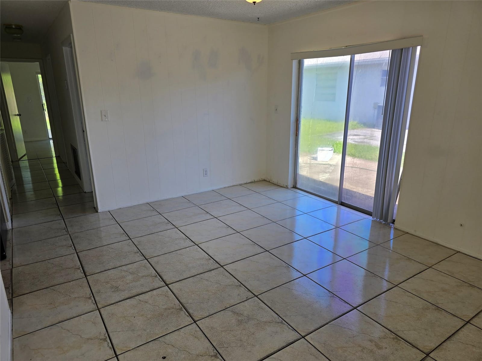 433 SW 61ST Terrace — photo 3
