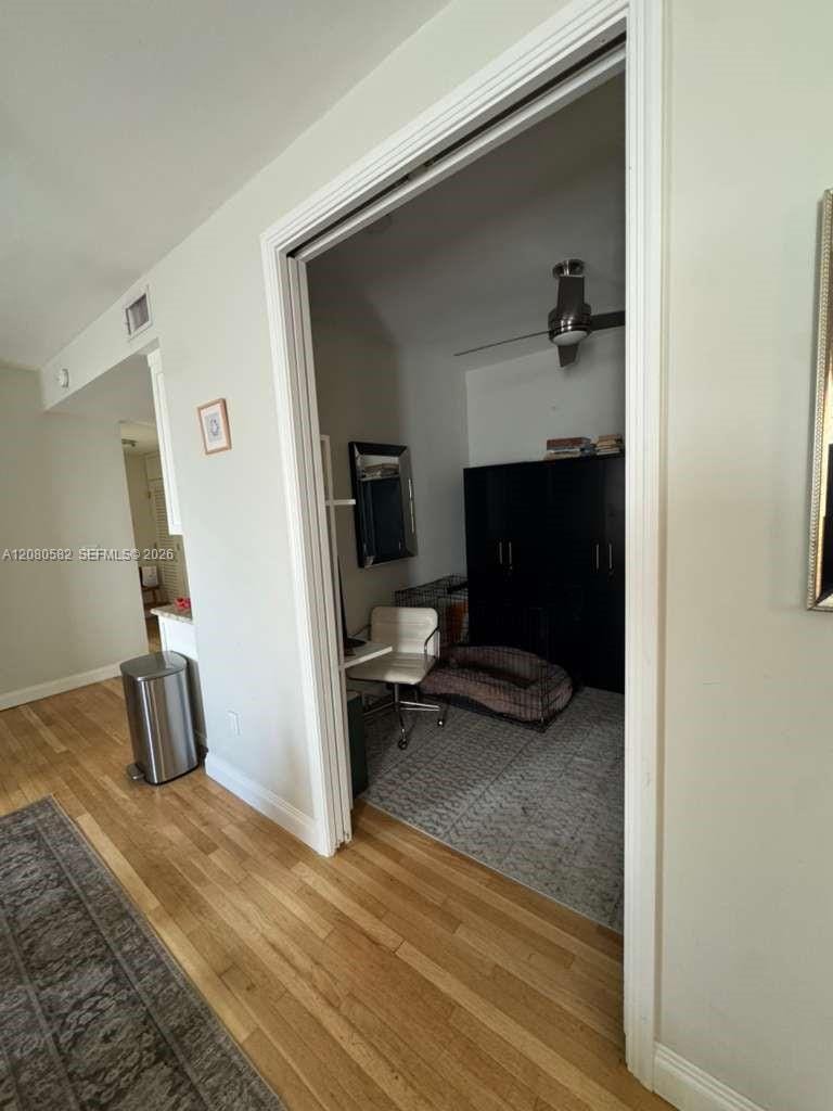 1755 Washington Avenue 2D — photo 5