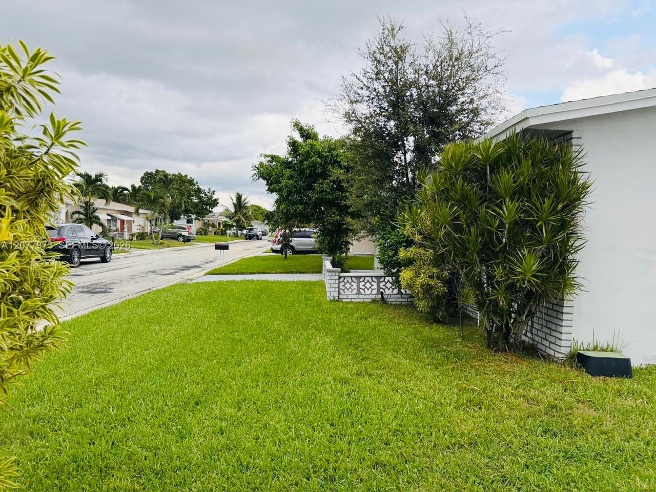 720 NW 74th Way — photo 7