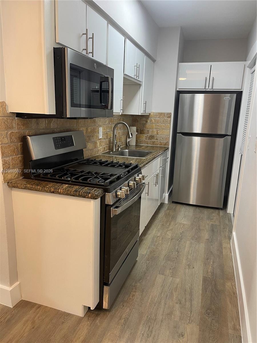 125 Edgewater Drive 12A — photo 8