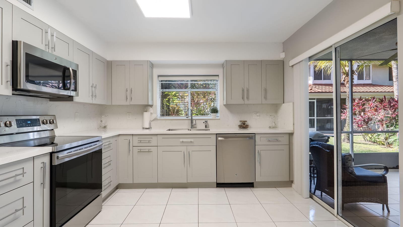9265 NW 9TH Court, Plantation, FL 33324