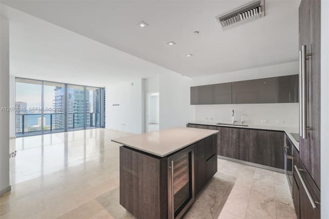 88 SW 7th Street 3409, Miami, FL 33130