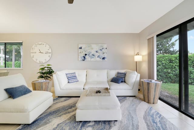 109 CLUB Drive, Palm Beach Gardens, FL 33418