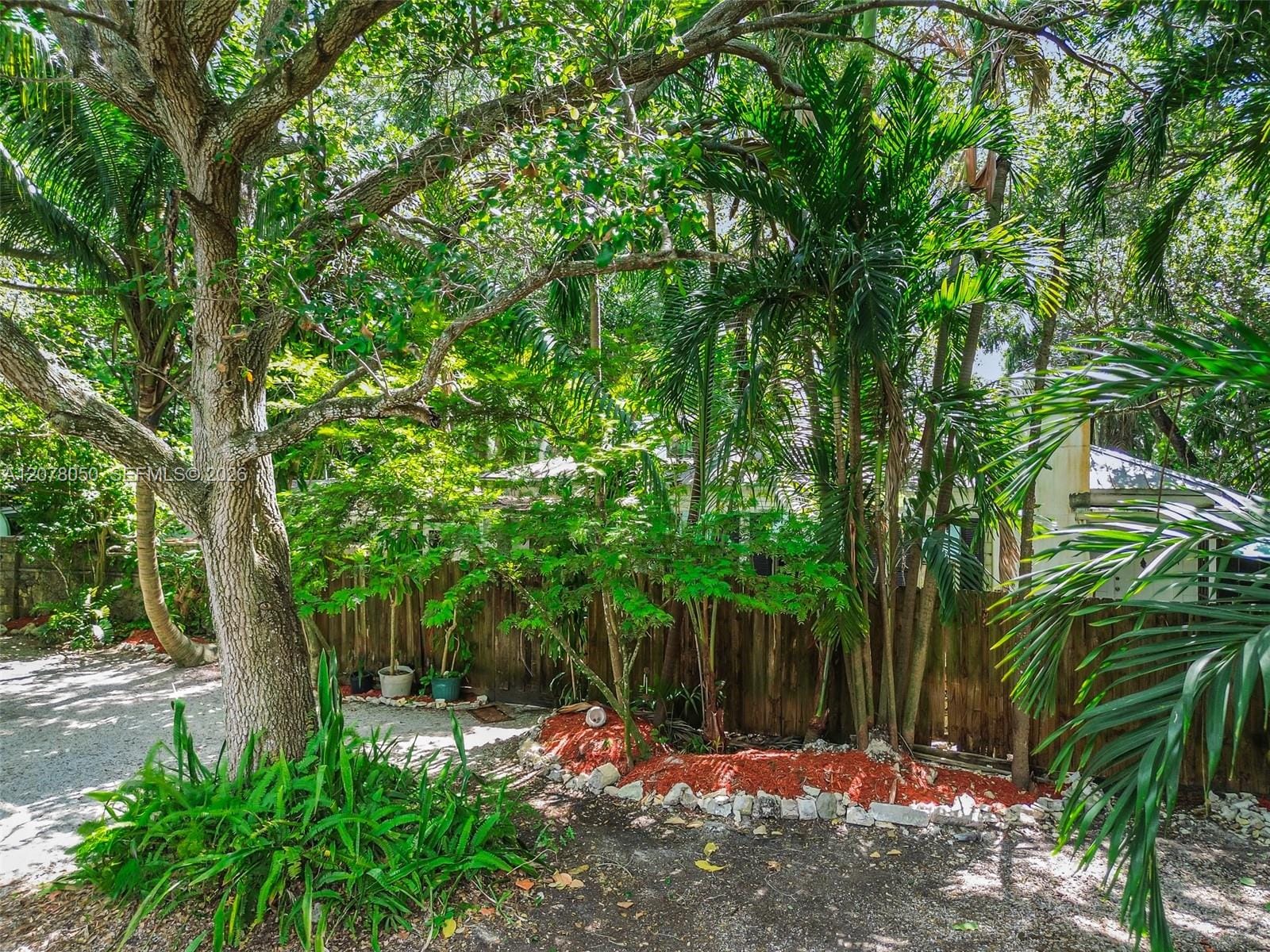 3595 Avocado Avenue, Miami, FL 33133 photo 7