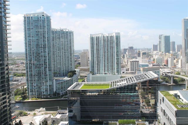 45 SW 9th Street 2809, Miami, FL 33130