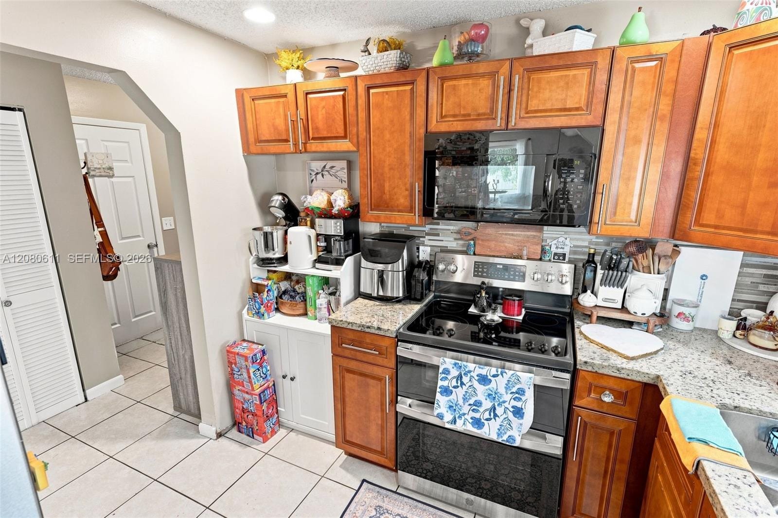 5506 NW 22nd Street — photo 8