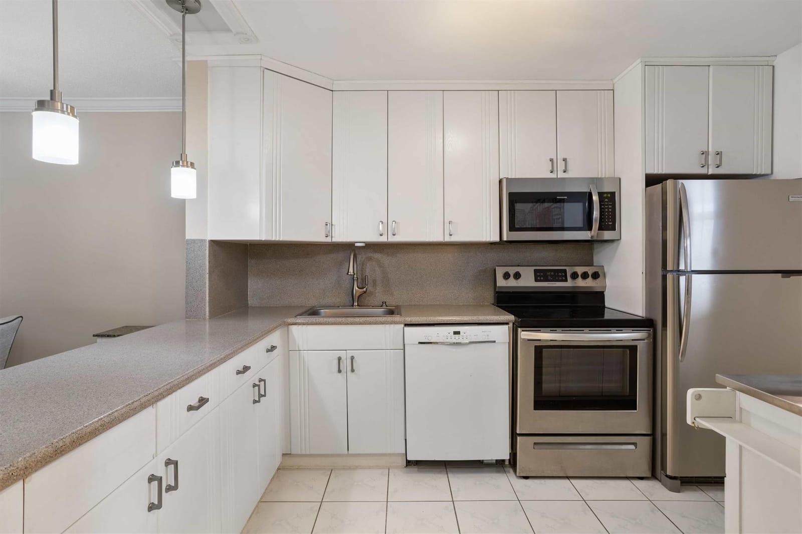 2097 S OCEAN Drive 403, Hallandale Beach, FL 33009 photo 13