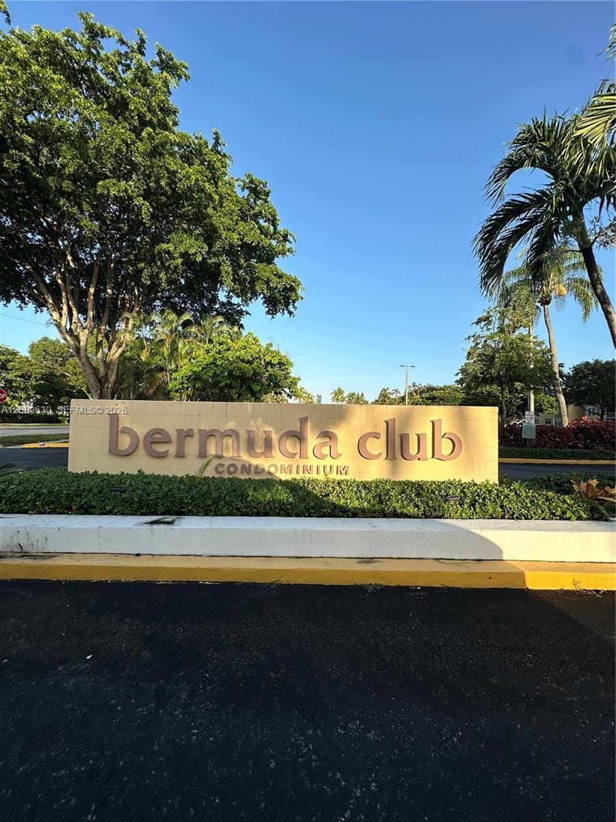 6090 NW 64th Avenue 310, Tamarac, FL 33319