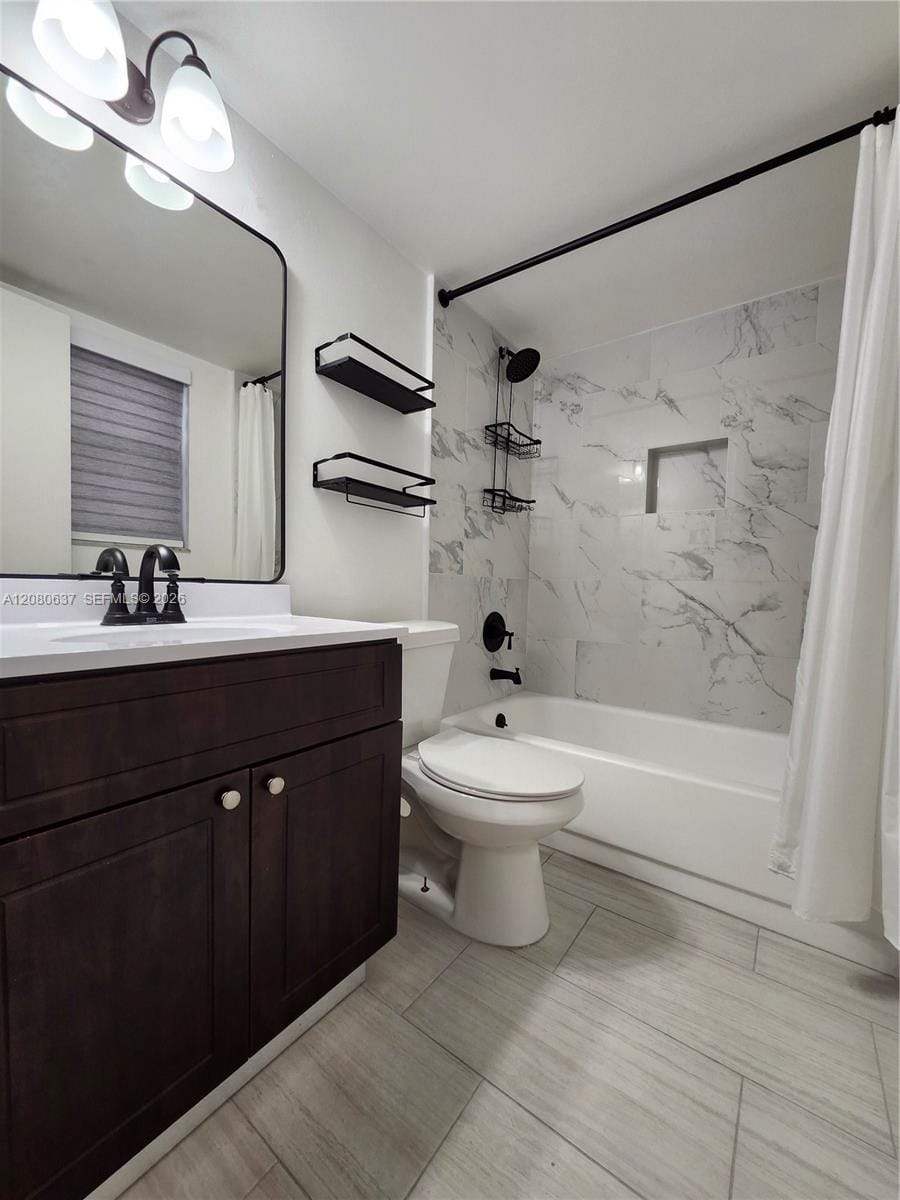 18224 Mediterranean Boulevard 8-17, Hialeah, FL 33015 photo 15