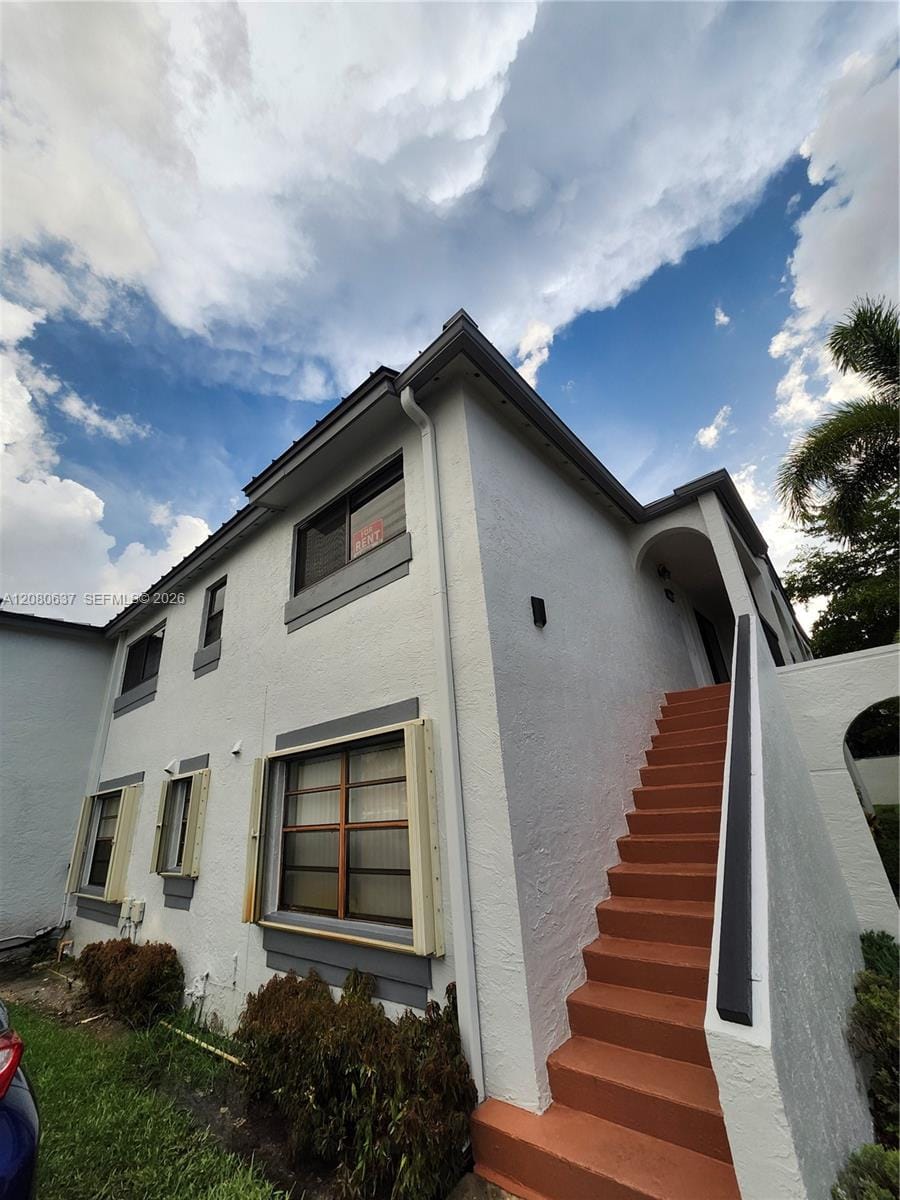 18224 Mediterranean Boulevard 8-17, Hialeah, FL 33015