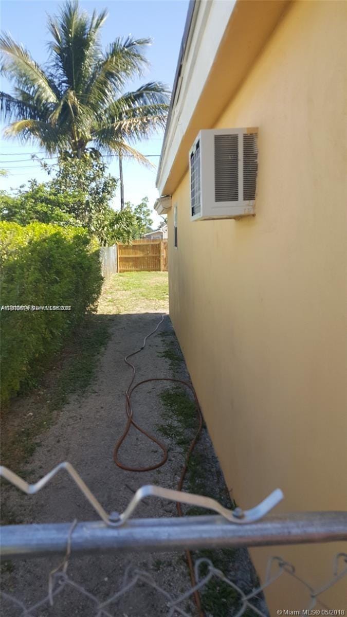 1840 NE 182 Street — photo 8