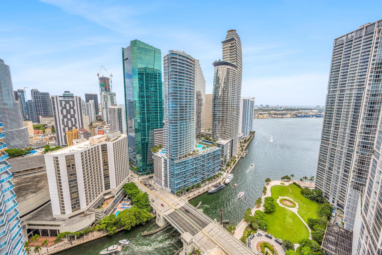 77 SE 5th Street 2407, Miami, FL 33131