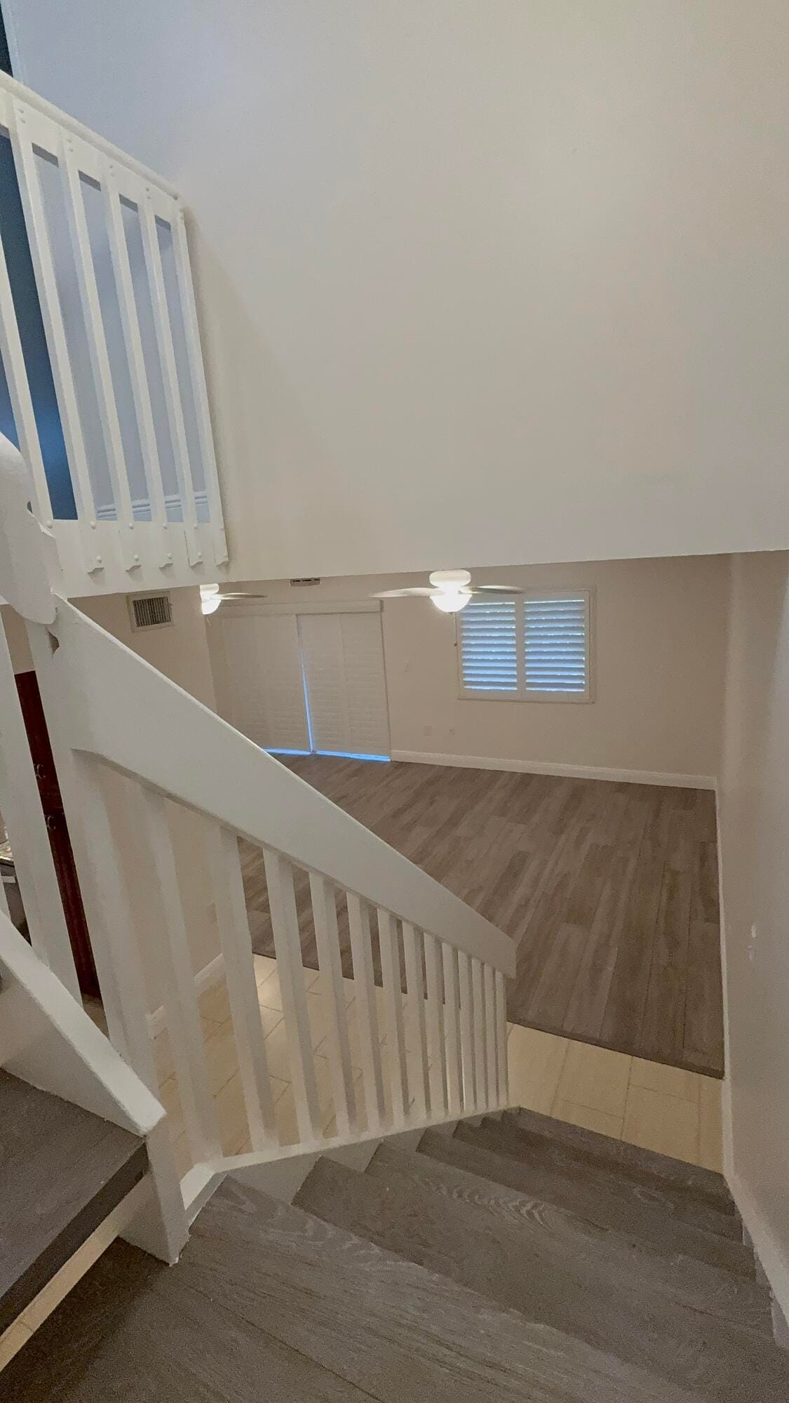 612 N UNIVERSITY Drive — photo 4