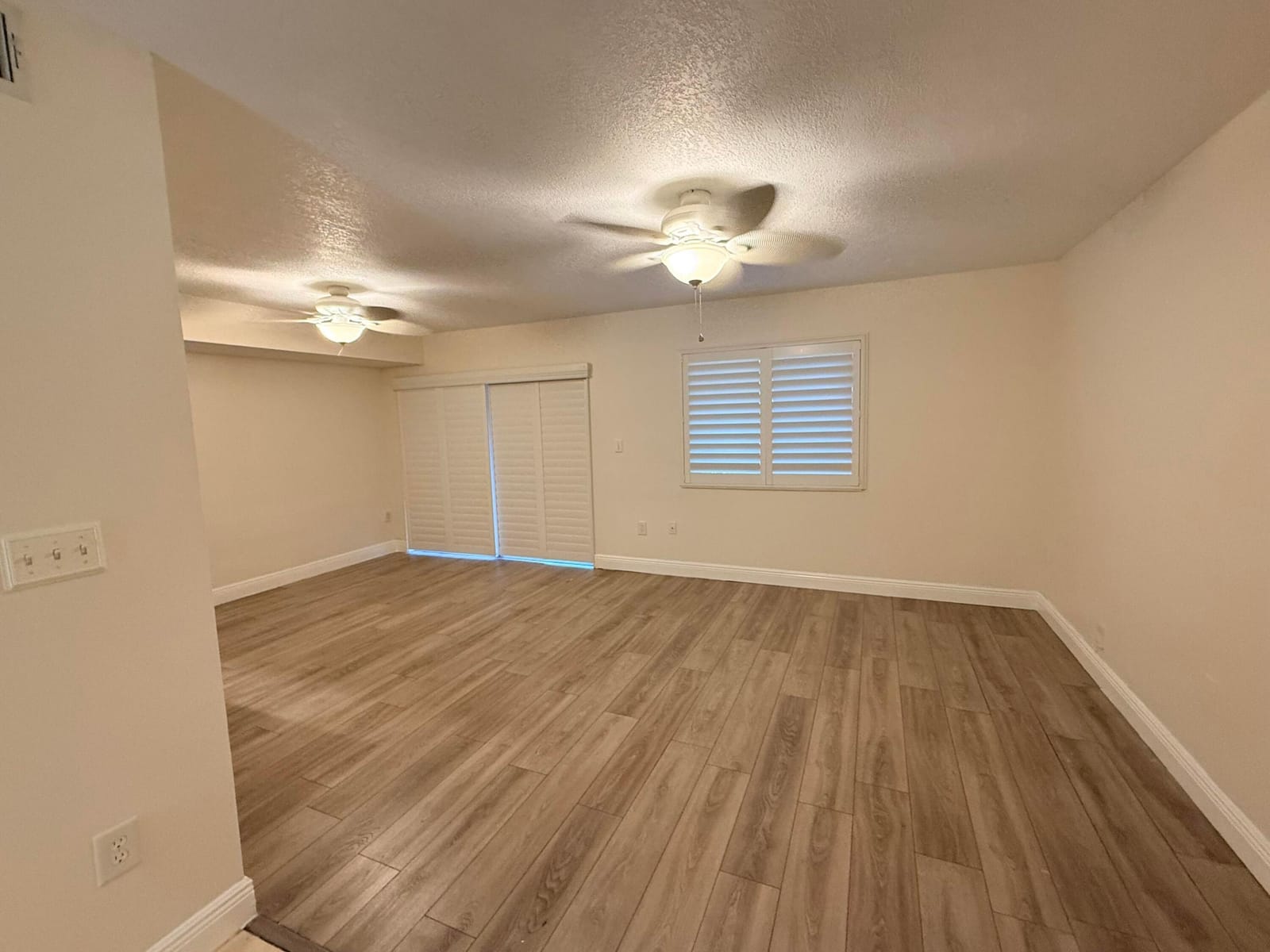 612 N UNIVERSITY Drive — photo 9
