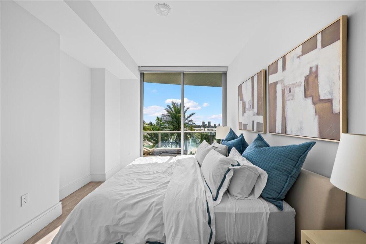 220 LAKE SHORE Drive 710, West Palm Beach, FL 33403 photo 13