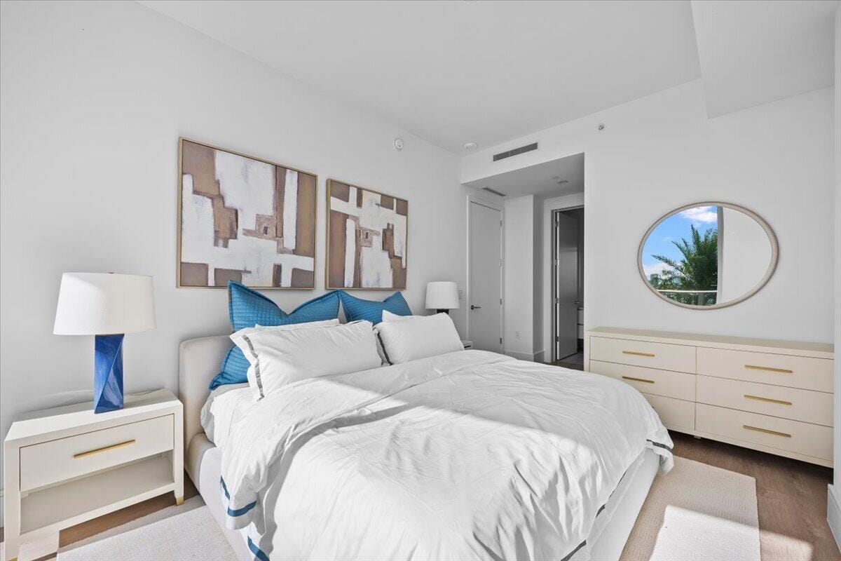 220 LAKE SHORE Drive 710, West Palm Beach, FL 33403 photo 14