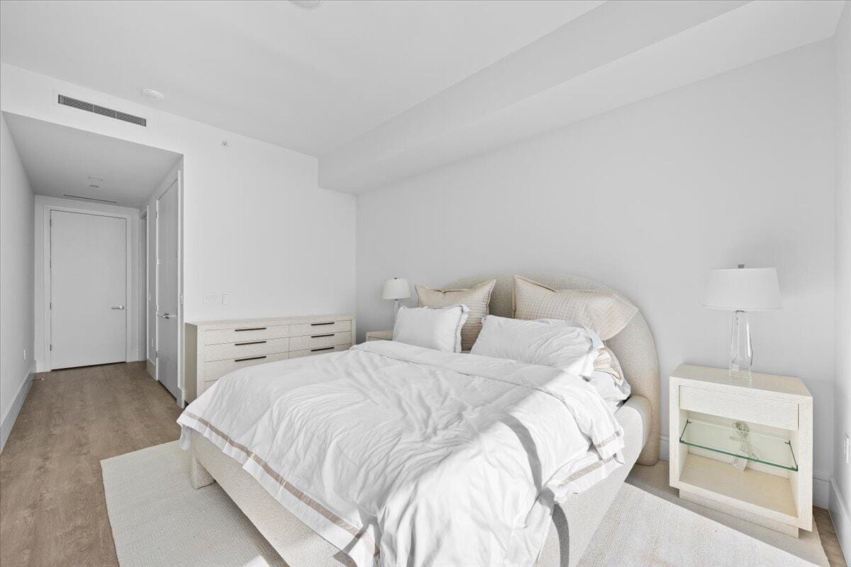 220 LAKE SHORE Drive 710, West Palm Beach, FL 33403 photo 17