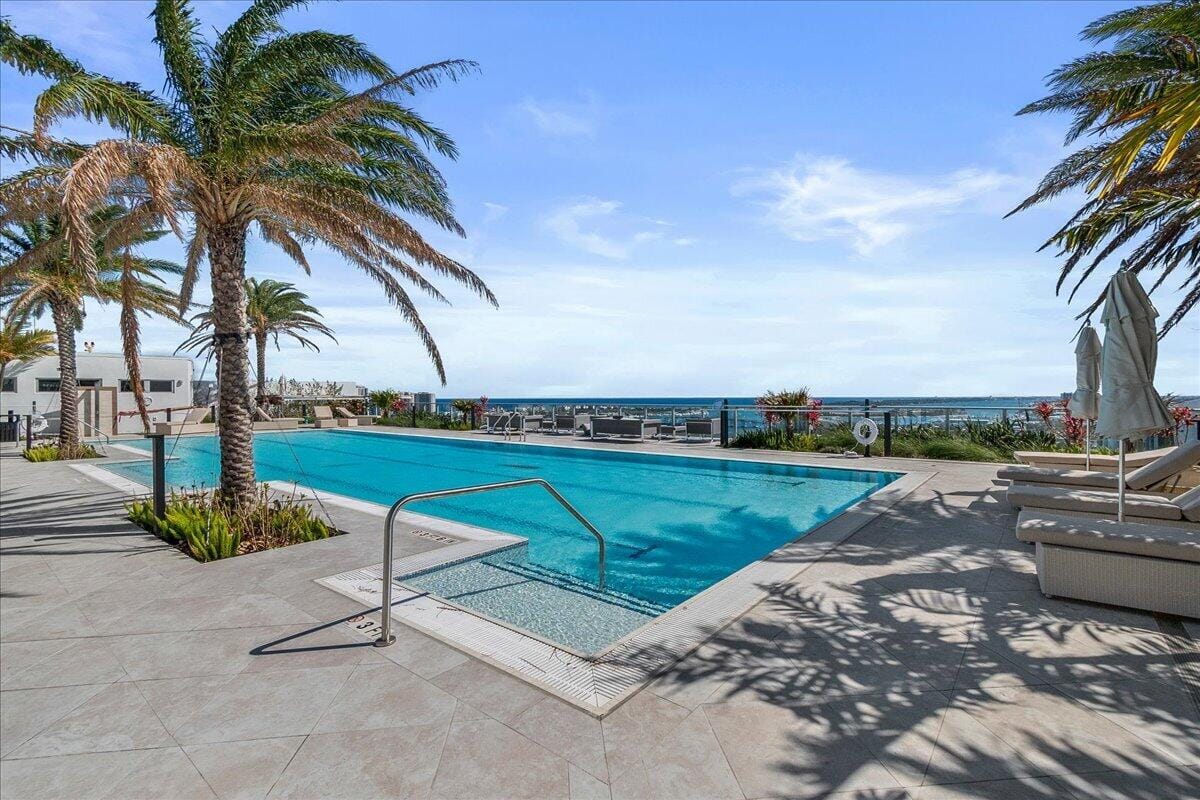 220 LAKE SHORE Drive 710, West Palm Beach, FL 33403 photo 30
