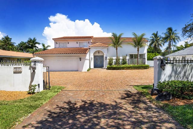5971 SW 88th Street, South Miami, FL 33156