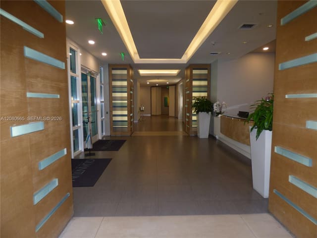 1900 N Bayshore Drive 2905, Miami, FL 33132