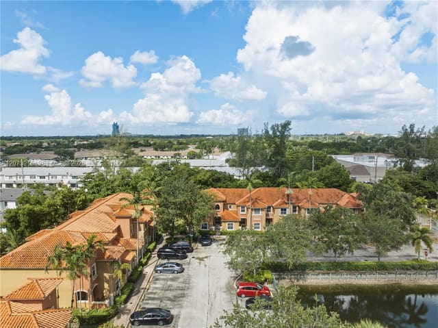 4965 W White Mangrove Way W 102-1, Dania Beach, FL 33312