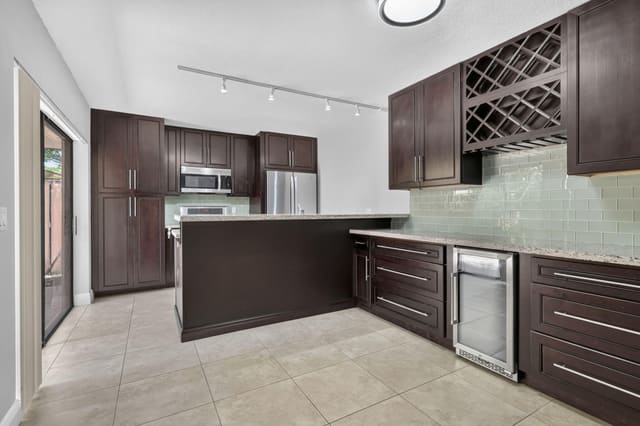 846 BLUE RIDGE Circle, West Palm Beach, FL 33409